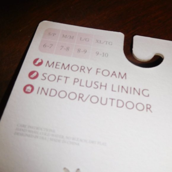 Slippers - Picture 4 of 5